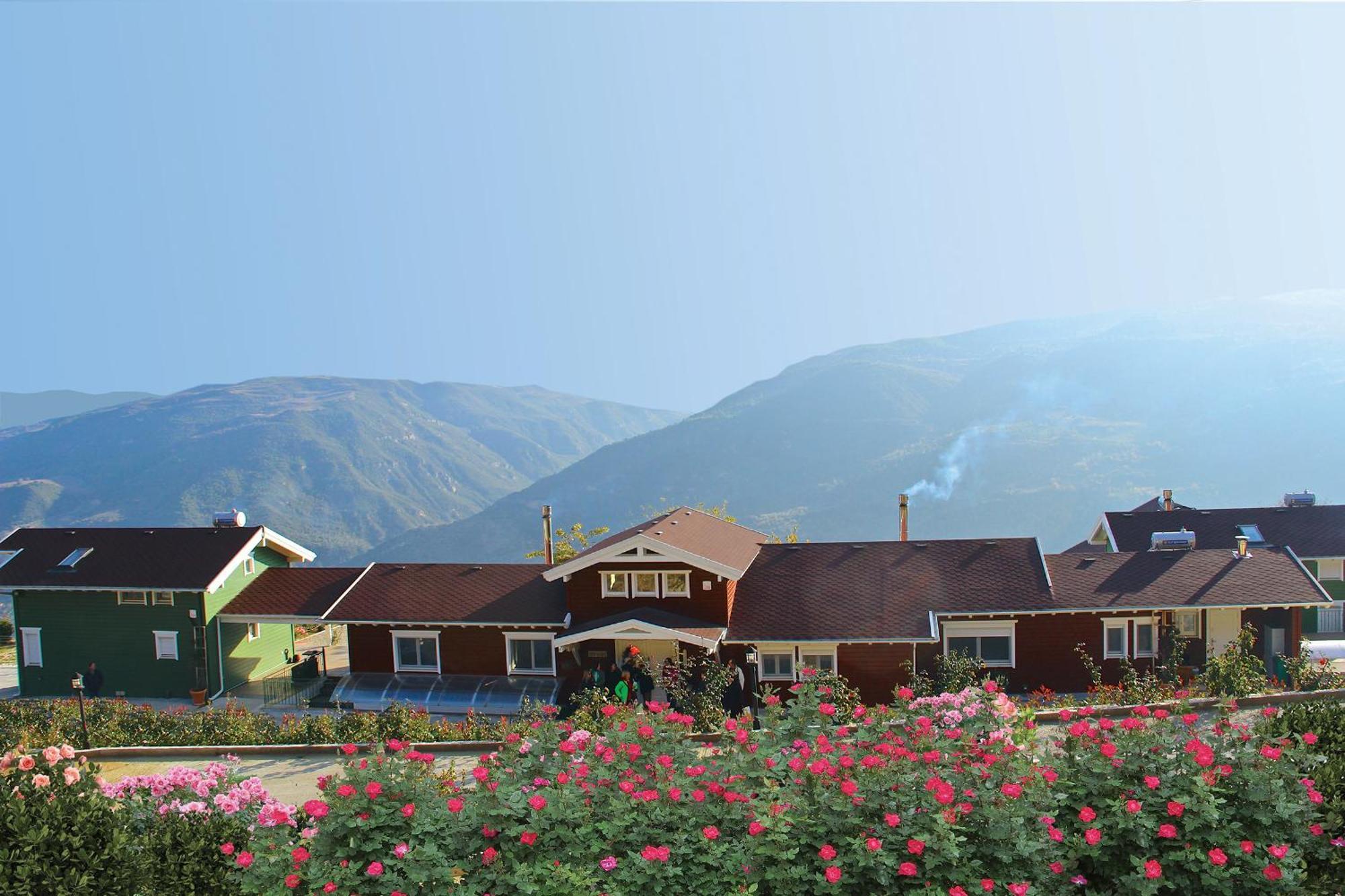 Hotel Ktima Noosfera Wellness & Retreat Center Karya Exterior foto